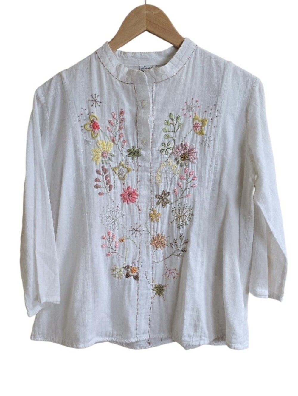 Abrazo Boho Peasant Floral Hand Embroidered 100% Cotton Gauze Blouse. Size Small